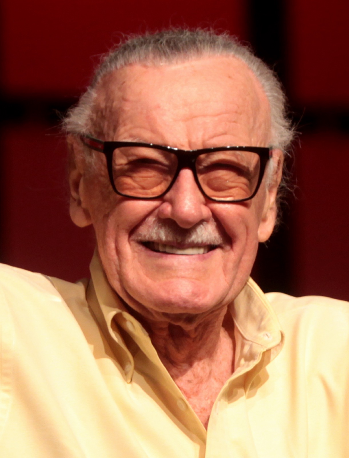 Stan Lee speaking at Phoenix Comicon
